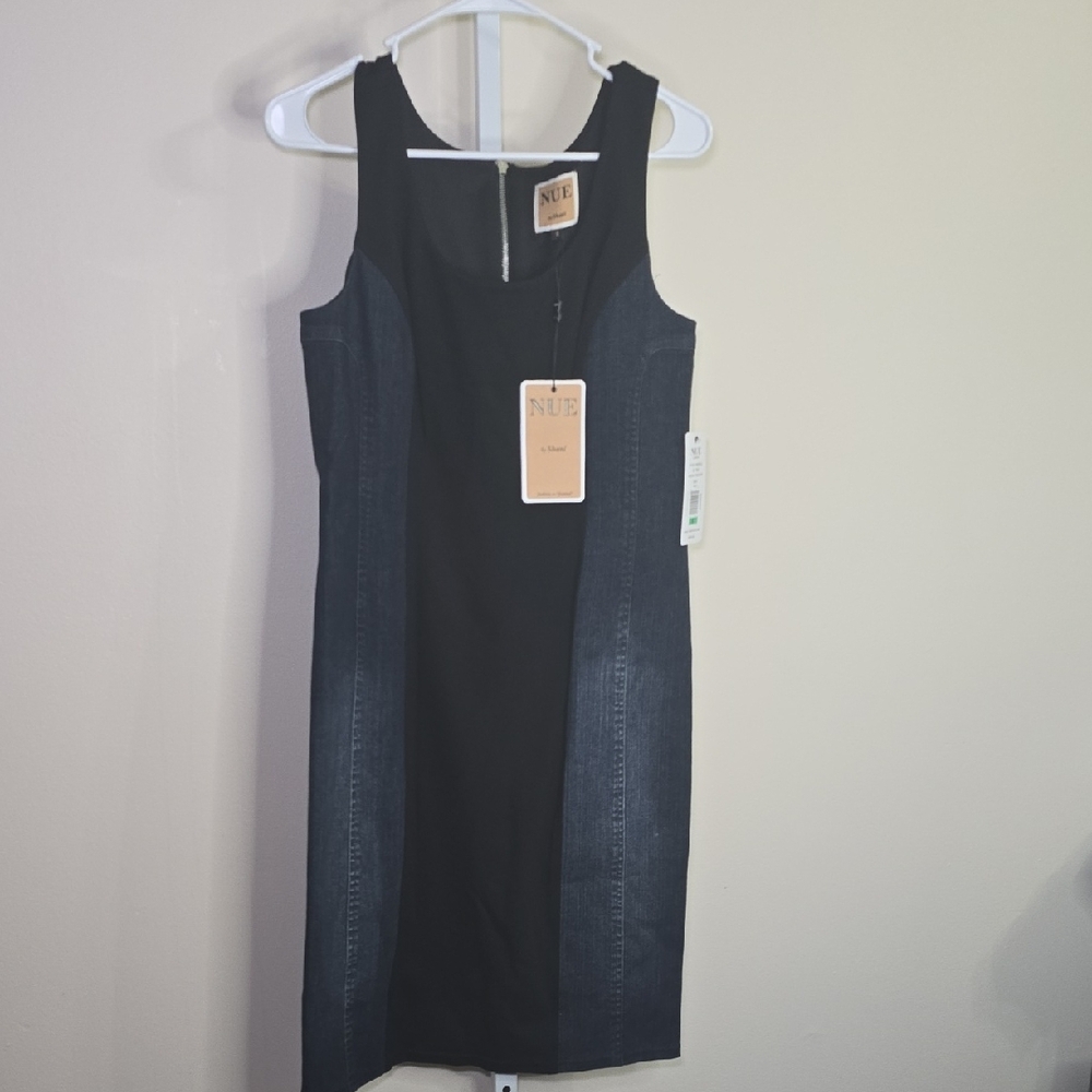 Nue by Shani Denim Blue & Black Sheathβ Midi Dress Scoop Neck Sleeveless